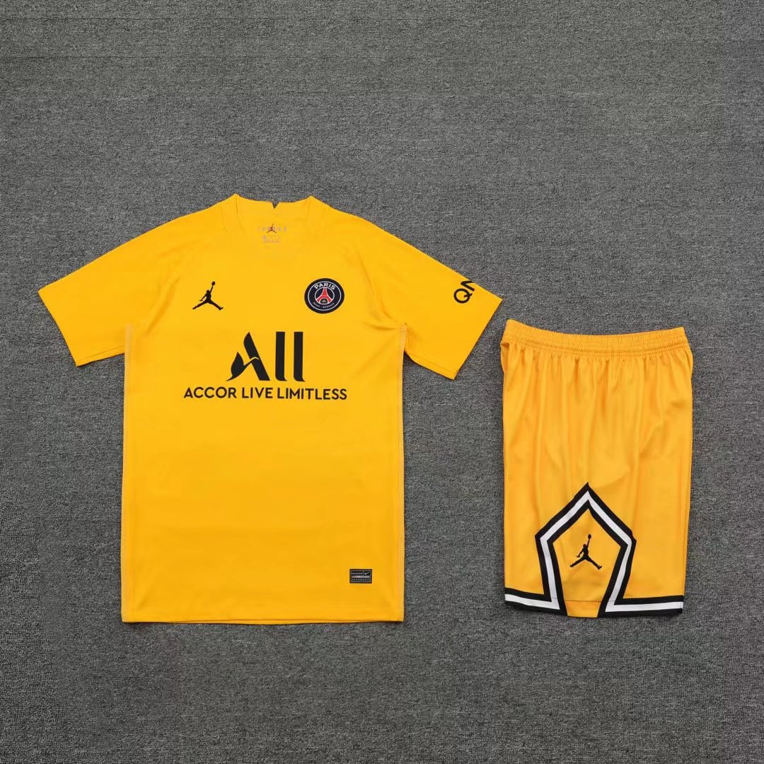 PSG Goalkeeper Yellow Mens Soccer Jersey + Shorts Replica 2021/22