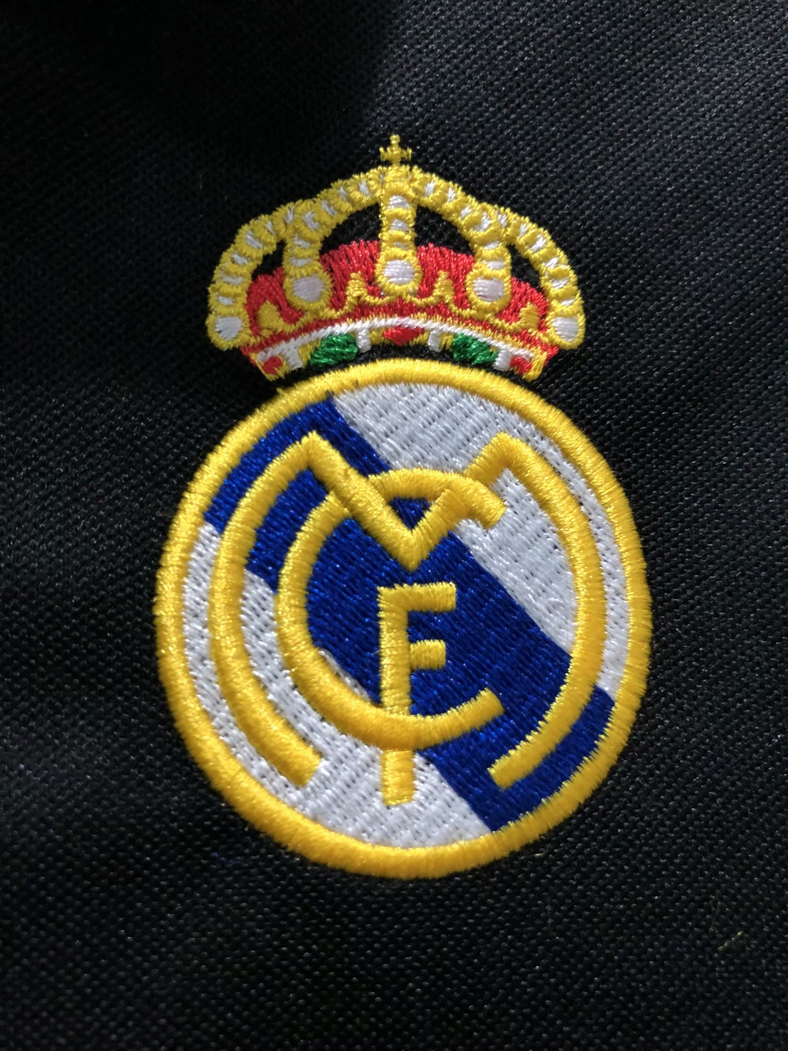 2002-2003 Real Madrid Retro Championes League Version Away Mens Soccer Jersey Replica 