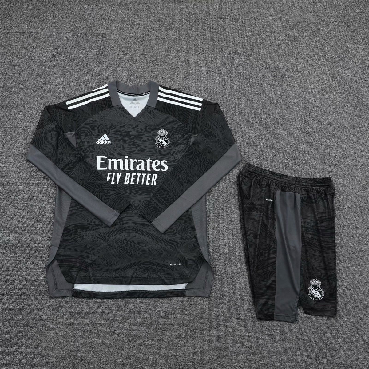 2021/22 Real Madrid Goalkeeper Black LS Soccer Jersey Replica  + Shorts Set  Mens 
