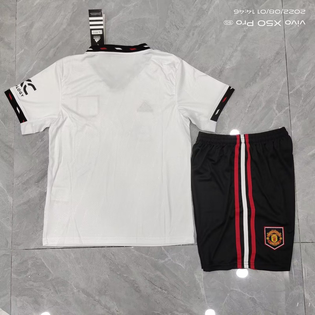 Manchester United Soccer Jersey + Short Replica Away Youth 2022/23