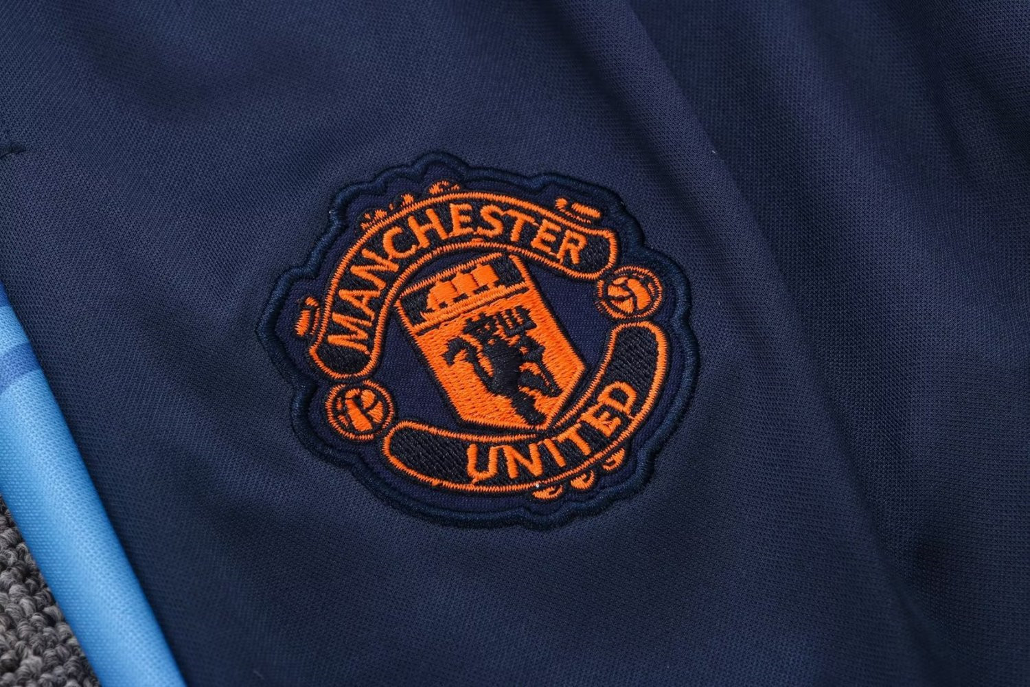 Manchester United Soccer Training Suit Replica Light Blue 2022/23 Mens