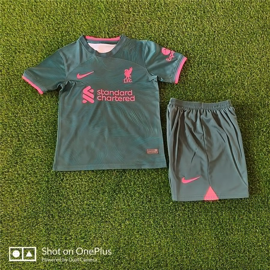 Liverpool Soccer Jersey + Short Replica Third 2022/23 Youth
