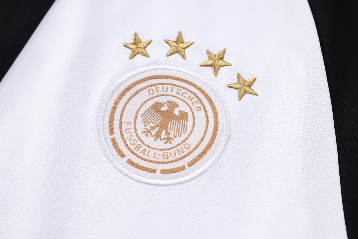 Germany Soccer Jacket + Pants Replica White 2022 Mens