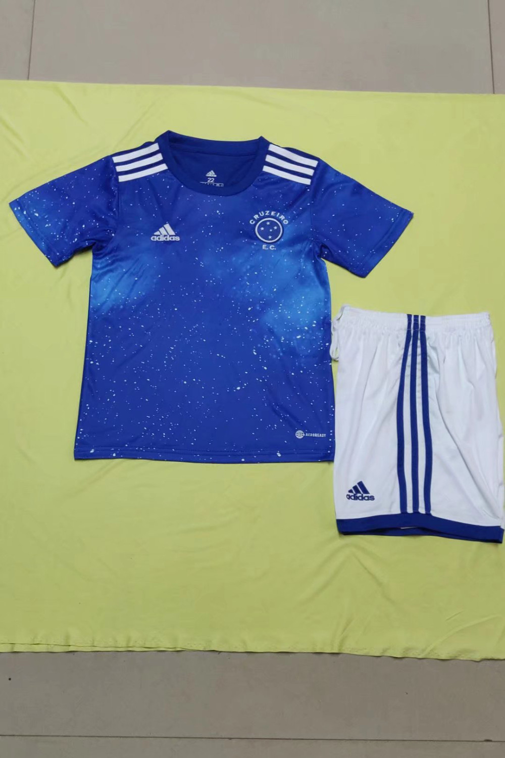 Cruzeiro Soccer Jersey + Short Replica Home Youth 2022/23