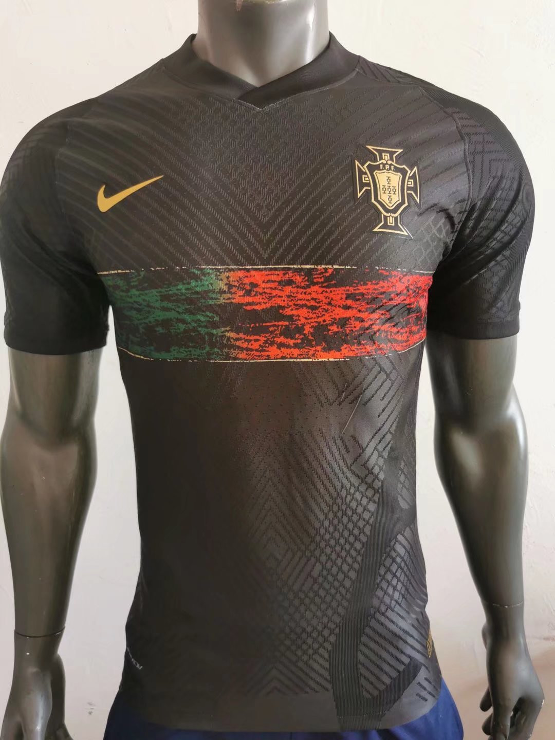 Portugal Soccer Training Jersey Replica Pre-Match Black Mens 2022 (Match)