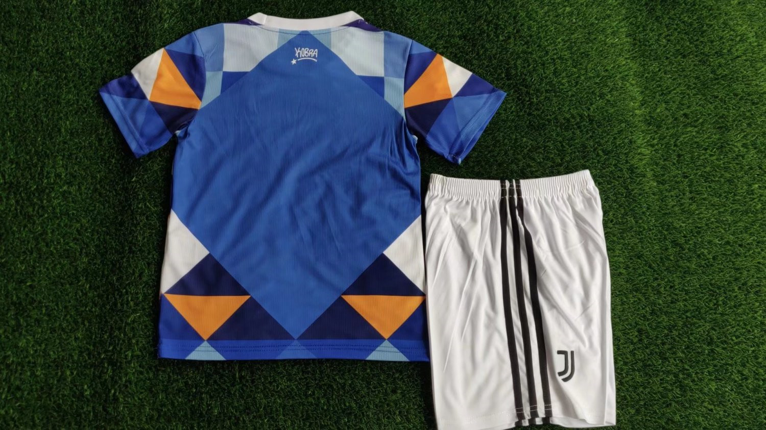 Juventus Soccer Jerseys + Short Replica Fourth Youth 2022/23
