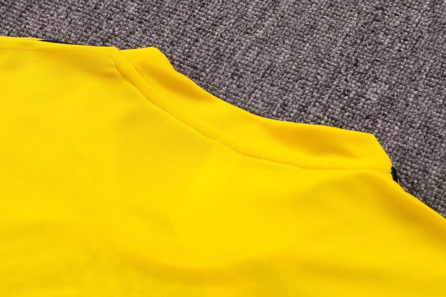 Borussia Dortmund Soccer Training Jersey Replica  Yellow Mens 2022/23