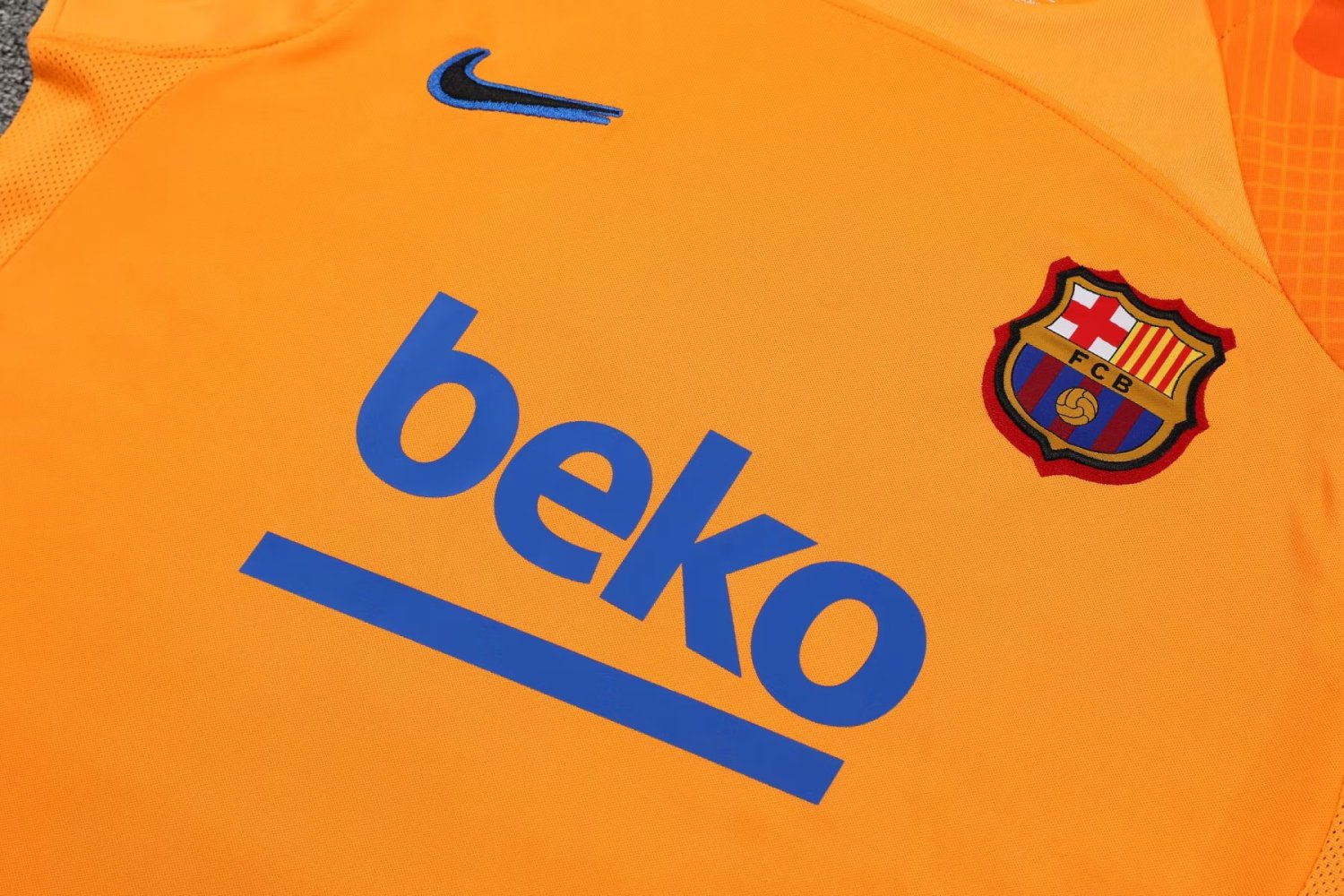 Barcelona Orange Soccer Singlet + Short Replica Mens 2022/23