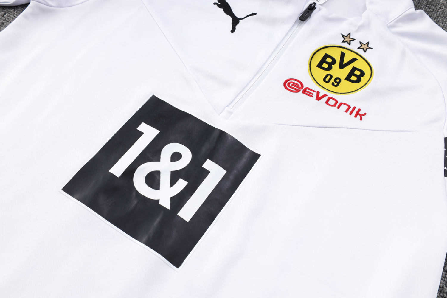 Borussia Dortmund Soccer Training Suit Replica White 2022/23 Mens