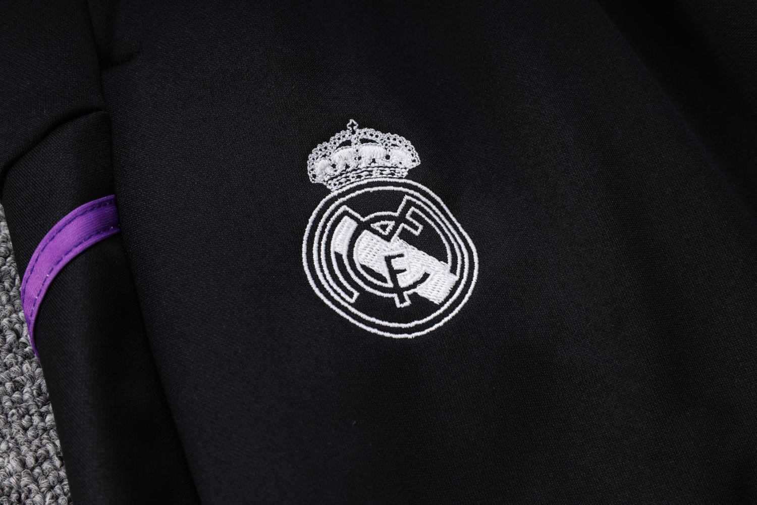 Real Madrid Soccer Jacket + Pants Replica White 2022/23 Mens (Hoodie)